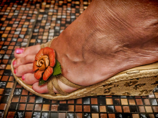 Feet 3