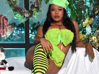 the sexiest grinch this christmas