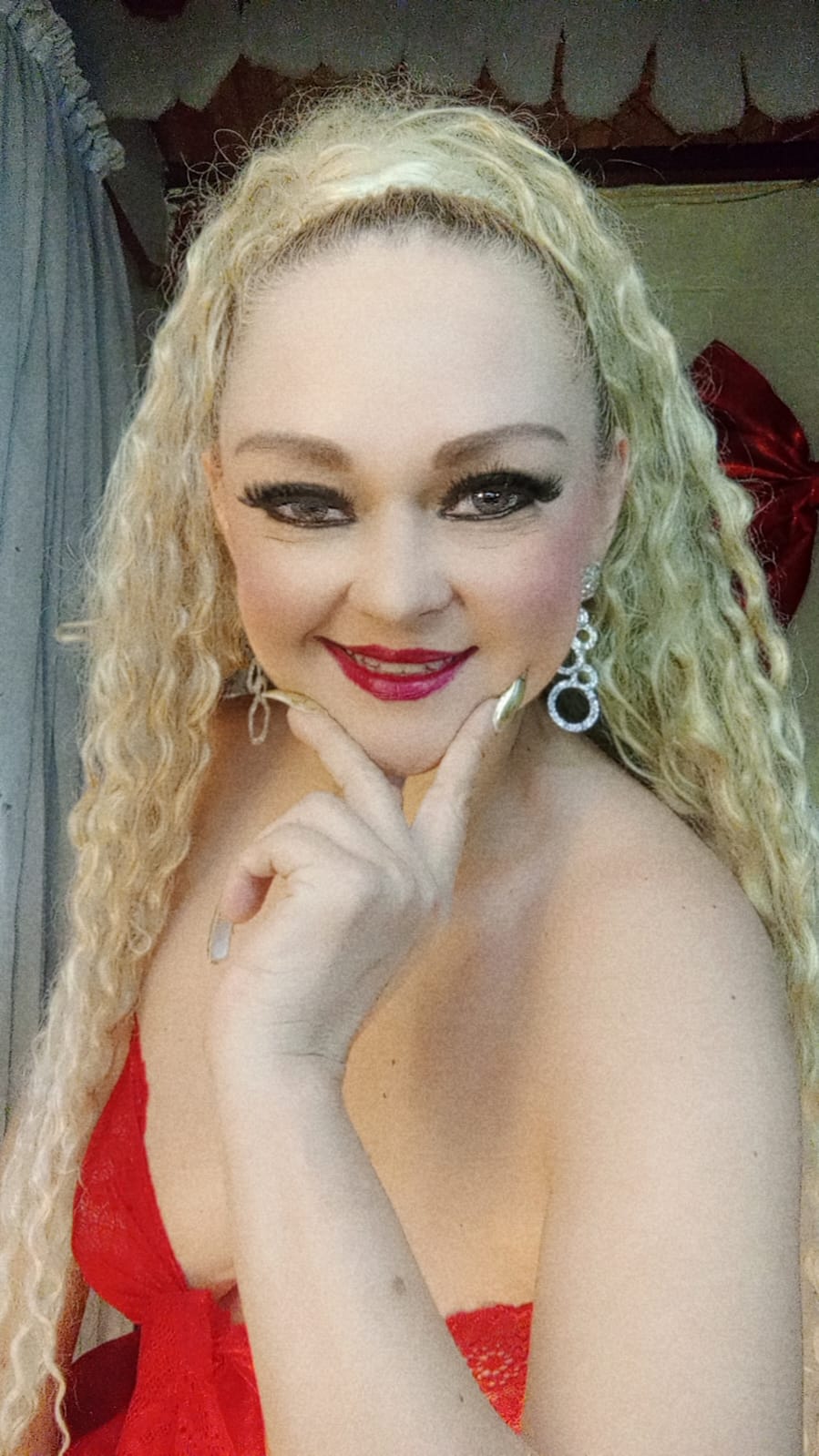 Aleja_Fox Do you want to take a ride with me? 🤠 image: 1