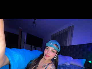 Blueee