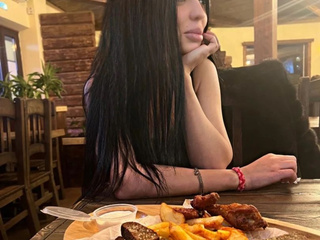 🙉🦁🐷🍑🍅🥑🍒..