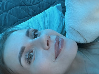 😋
