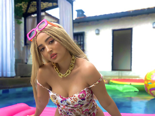 My summer photoshoot is coming ♥