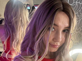 She is beutiful