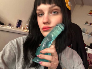 I suck dick
