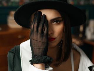 Glamourous
