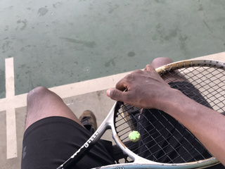 Let's play tennis together?