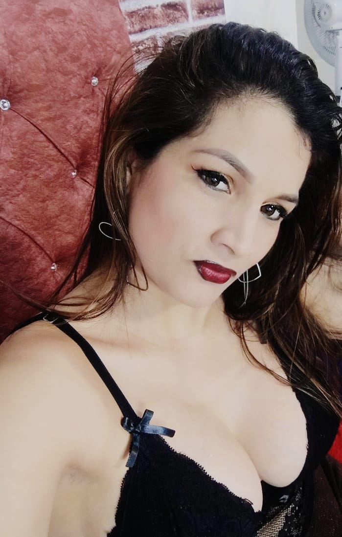 jessica-ly90 🔥 What You’ll Find With Me image: 1