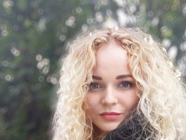 Webcam model EmmaXlove from BongaCams