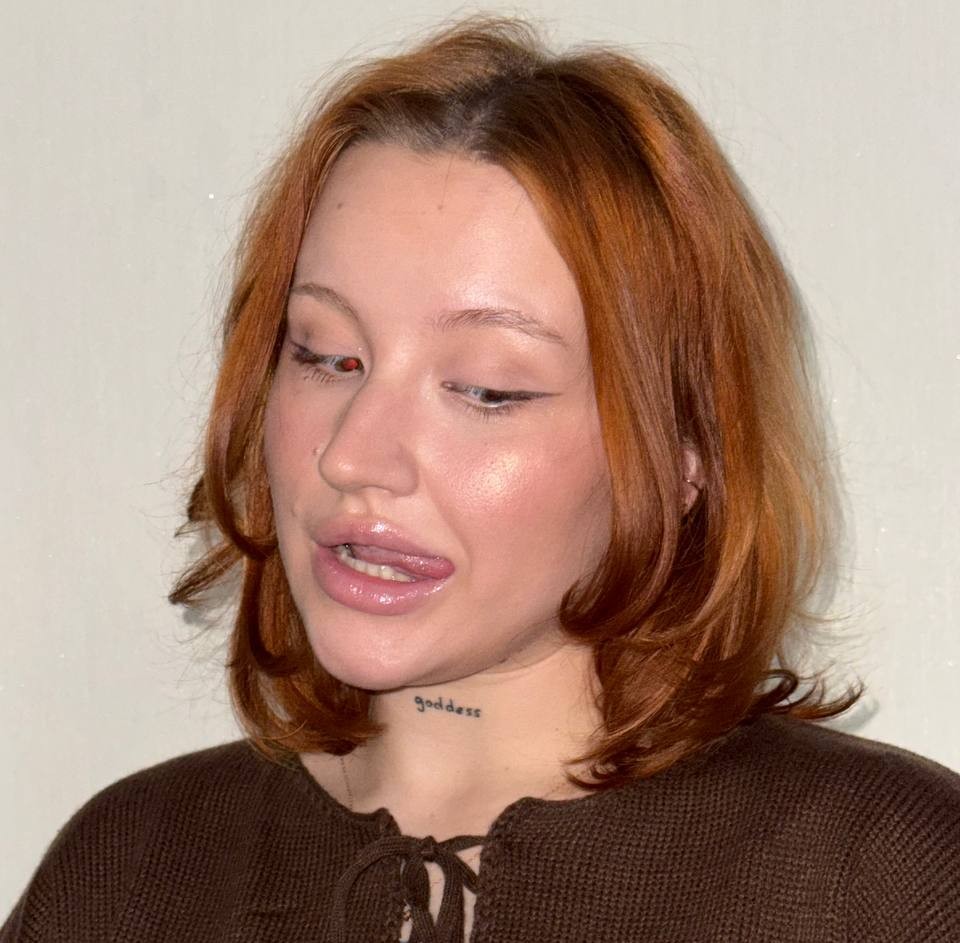 eva-kisa about my pvt shows <3 image: 1