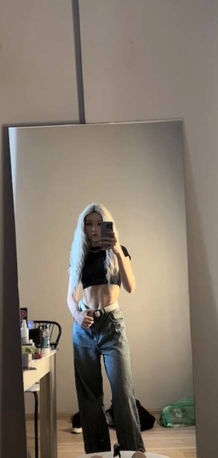 LupeVillari Your neighbor upstairs image: 1