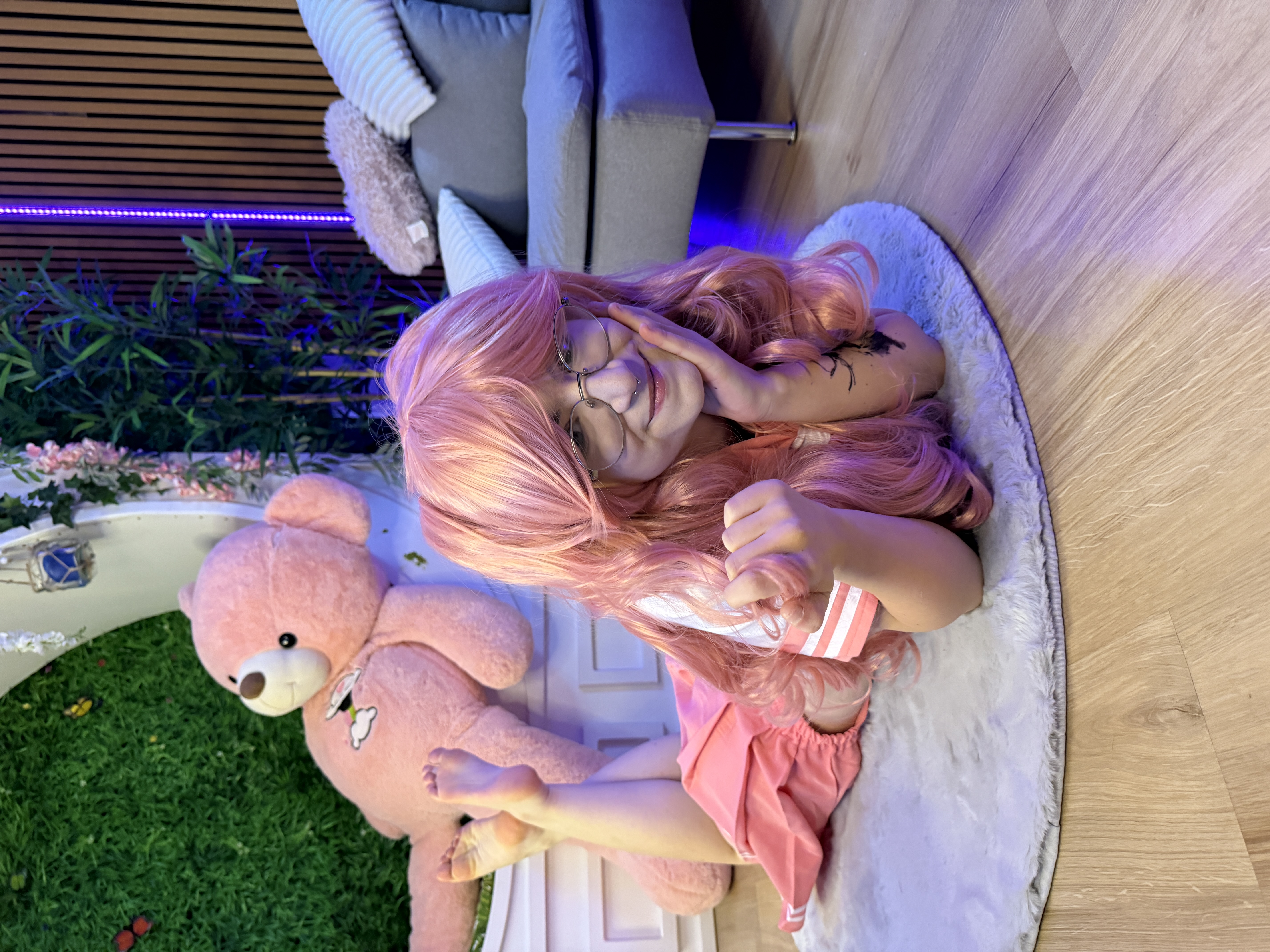 ReynaRey Anime image: 1