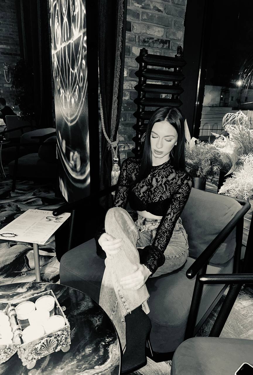 sarah-luvu 😈What I love to do here😈 image: 1