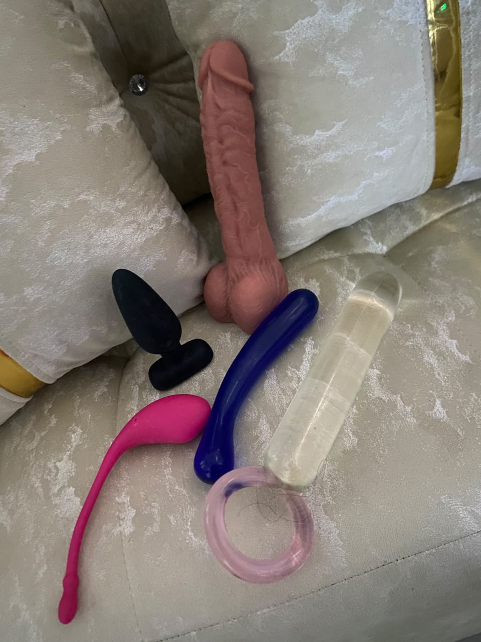 alajndraatul my toys for my ass image: 1