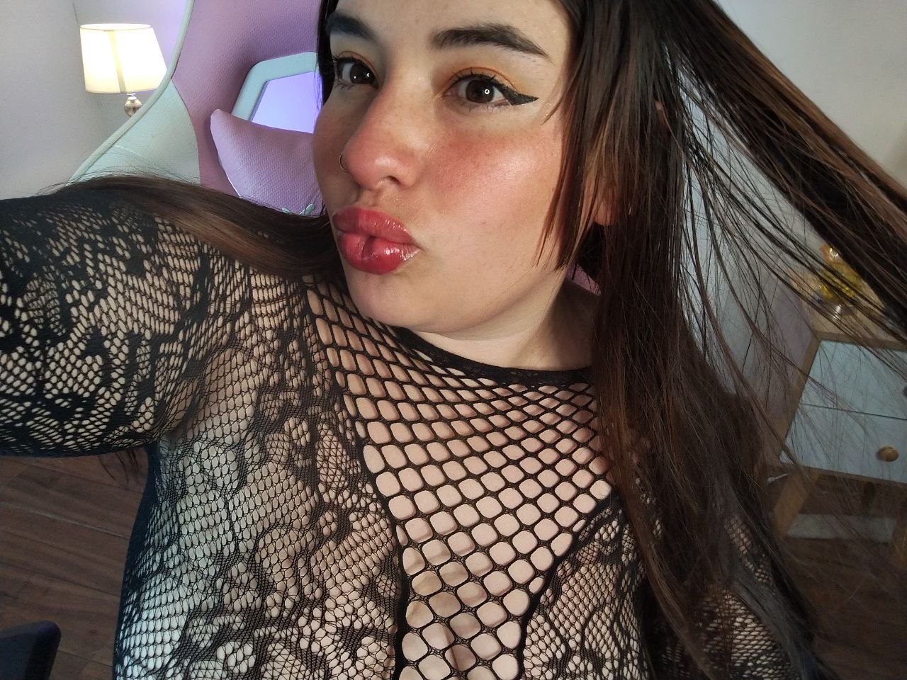 soffymessy ABOUTME image: 1