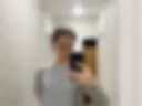 Selfie in grey