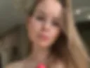 I squeeze a cock with tits