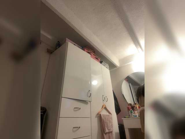 Gratis Live Sexcam mit SallyeLeins SallyeLeins