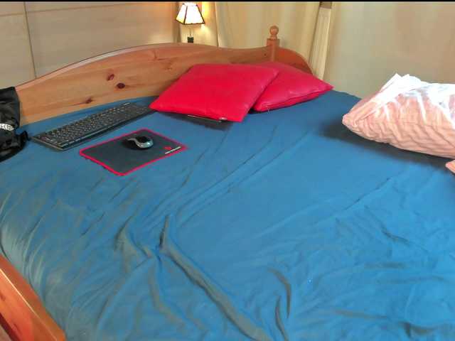 Entrez le videochat erotique avec le
modèle Rock_Cat Rock_Cat