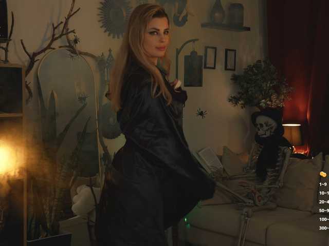 -Queen-Maria-