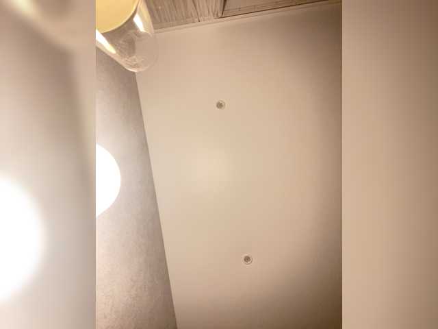 Entra en el chat con el modelo Dikiy_Angel Dikiy_Angel