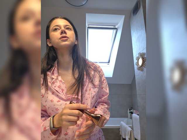 Gratis Live Sexcam mit Taanni Taanni