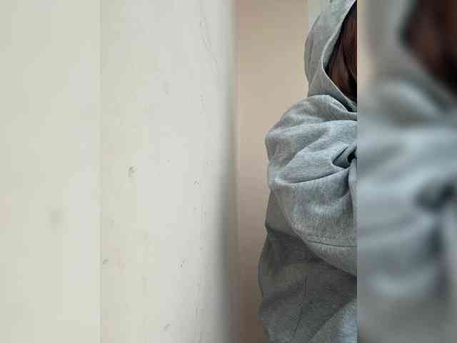 LittleDelora live show