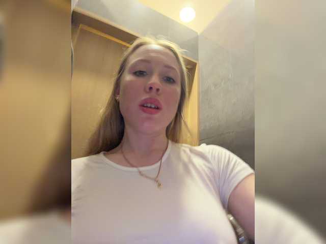 Gratis Live Sexcam mit LiiBaby LiiBaby