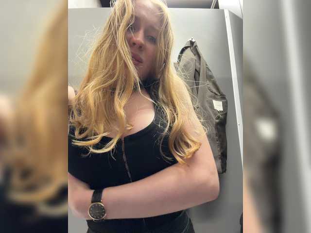 Gratis Live Sexcam mit LiiBaby LiiBaby