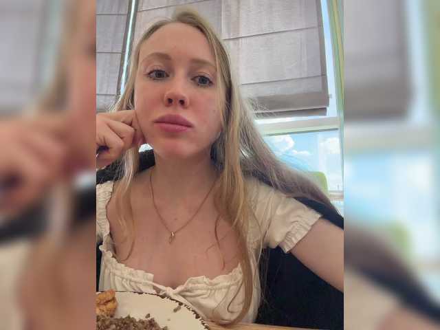 Gratis Live Sexcam mit LiiBaby LiiBaby