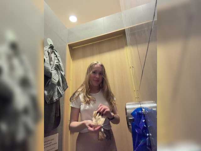 Gratis Live Sexcam mit LiiBaby LiiBaby