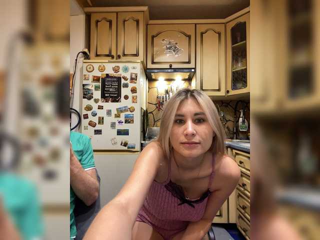 Entra en el chat con el modelo _Magic_ _Magic_