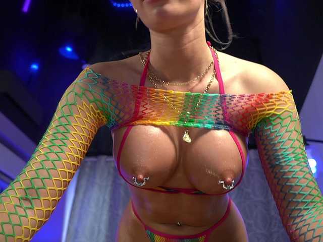 Gratis Live Sexcam mit MandyPeas MandyPeas