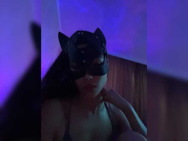 Vai a chattare su Azia_love_ Azia_love_