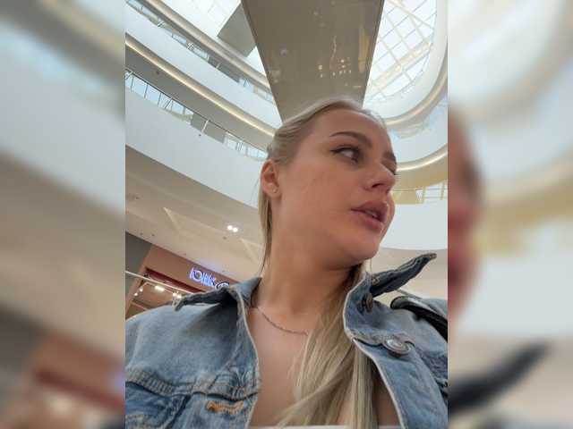 Vai a chattare su _Katrinka_ _Katrinka_