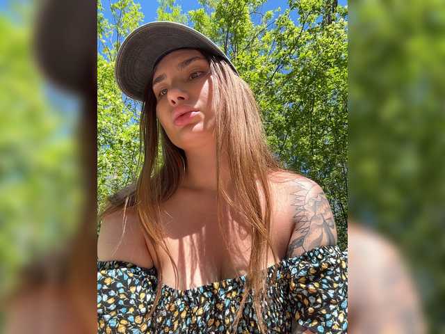 Vai a chattare su -EmilyBaby- -EmilyBaby-