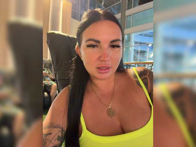 Entrez le videochat erotique avec le
modèle KROSHKA_N KROSHKA_N