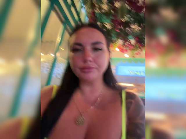 Accedi alla chat con il nickname KROSHKA_N KROSHKA_N