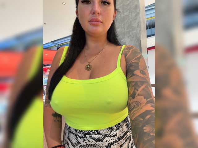 Gratis Live Sexcam mit KROSHKA_N KROSHKA_N
