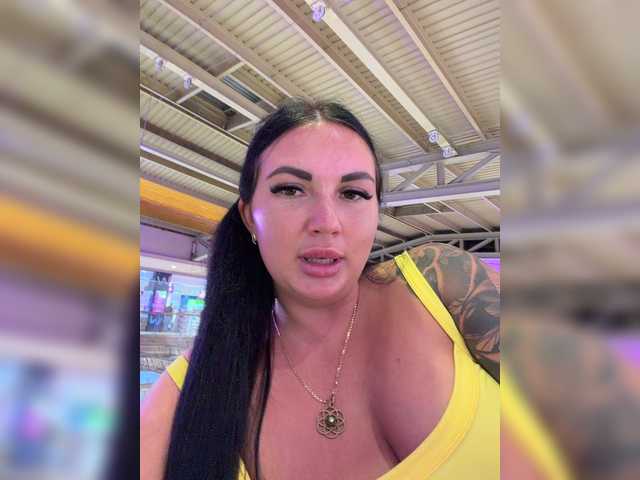 Entra en el chat con el modelo KROSHKA_N KROSHKA_N