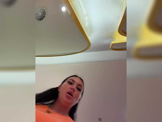 Accedi alla chat con il nickname KROSHKA_N KROSHKA_N