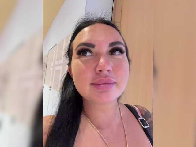 Accedi alla chat con il nickname KROSHKA_N KROSHKA_N