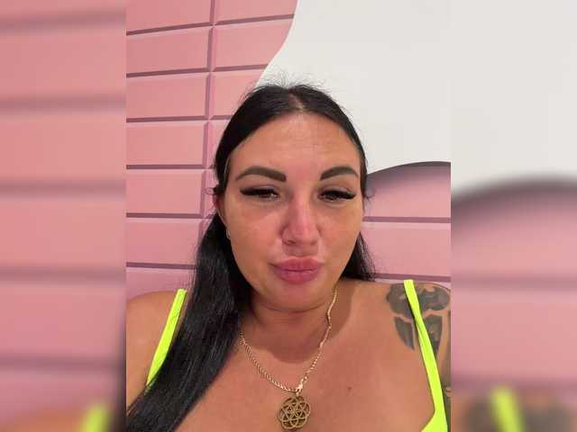 Gratis Live Sexcam mit KROSHKA_N KROSHKA_N
