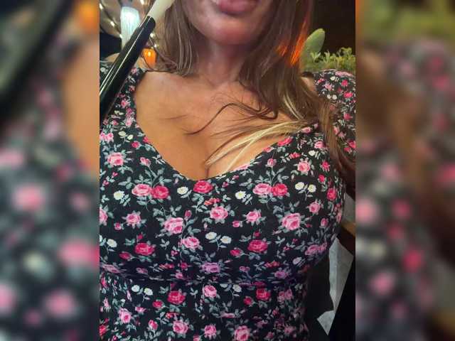 Gratis Live Sexcam mit OrgazMia OrgazMia
