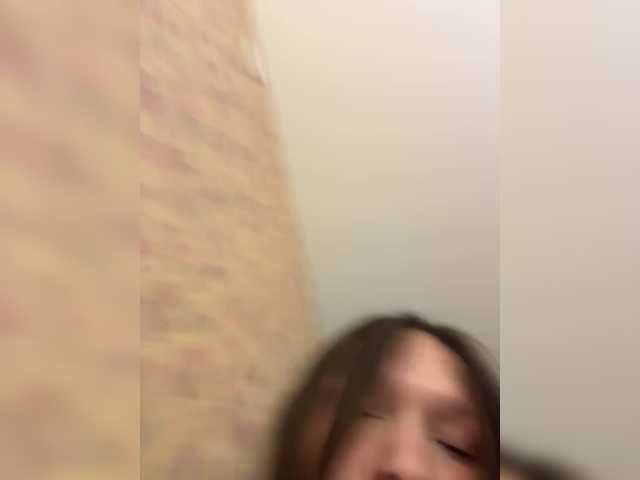 Vai a chattare su CuteLolly CuteLolly