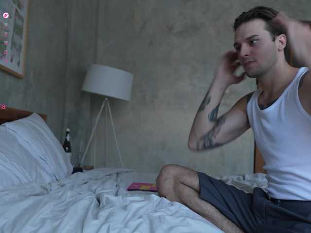 Gratis Live Sexcam mit elisonni elisonni