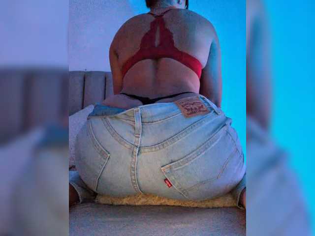 -LanaRay-