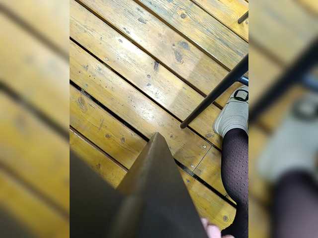 Entra en el chat con el modelo Angelia22 Angelia22