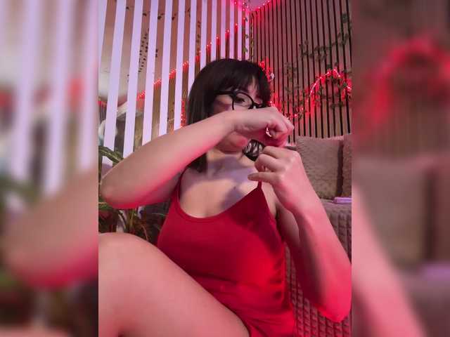 MiaLiaHot