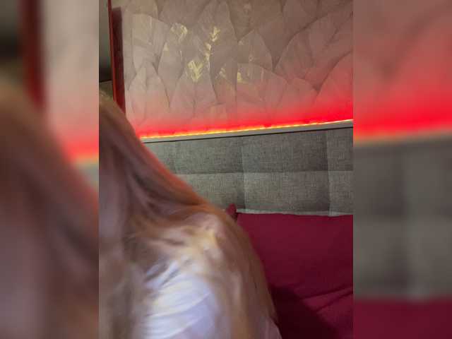 MiaLiaHot